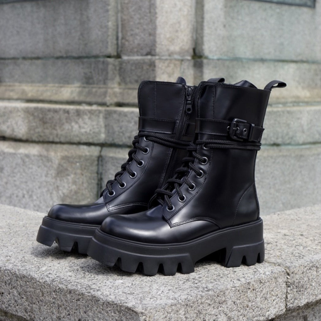 Bonum Polished Boots