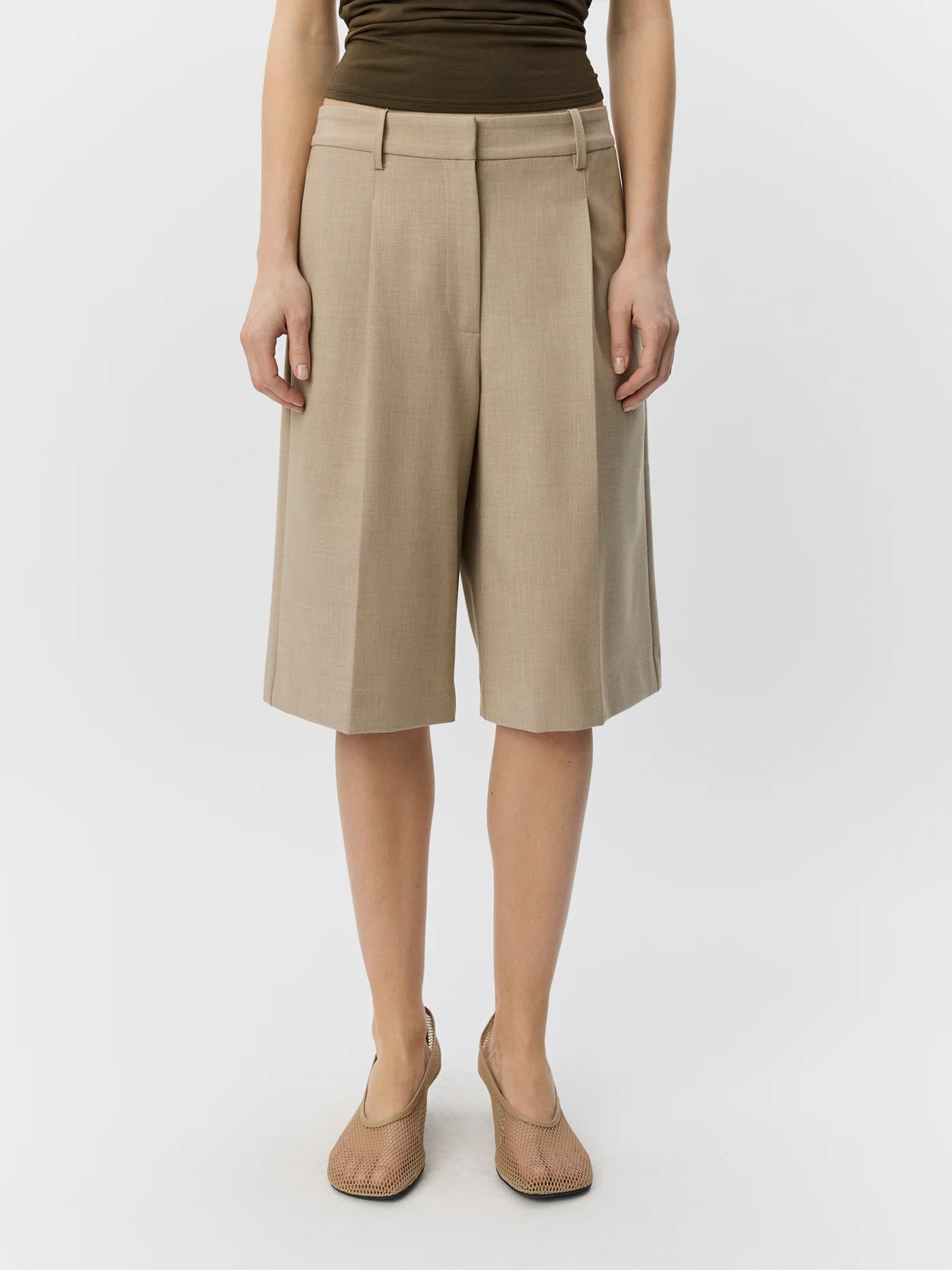 Elsysw suiting shorts | light sand