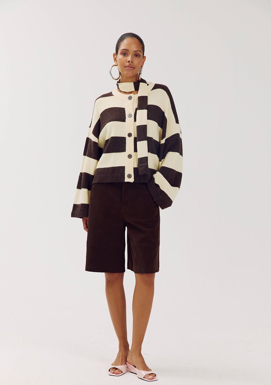 Harper & Yve Vest Indy I Hot Fudge Stripe
