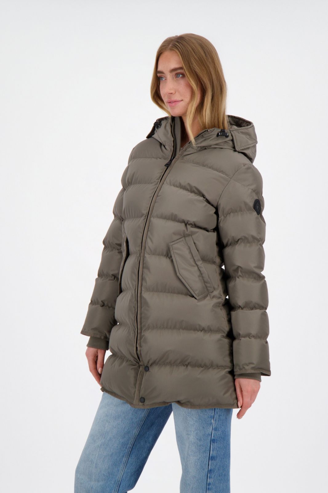 Jade Jacket | bungee cord