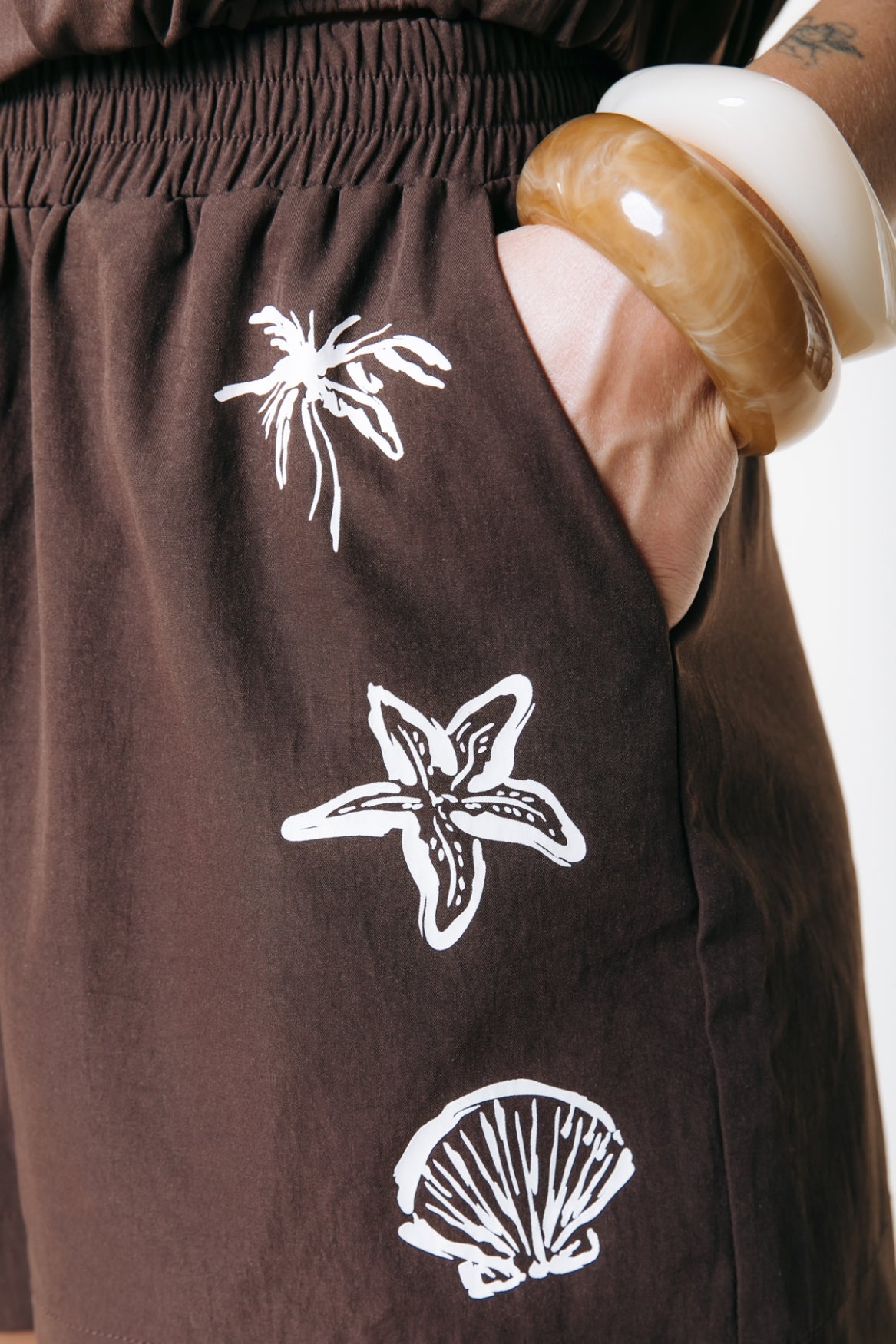 Linny shell short | Brown