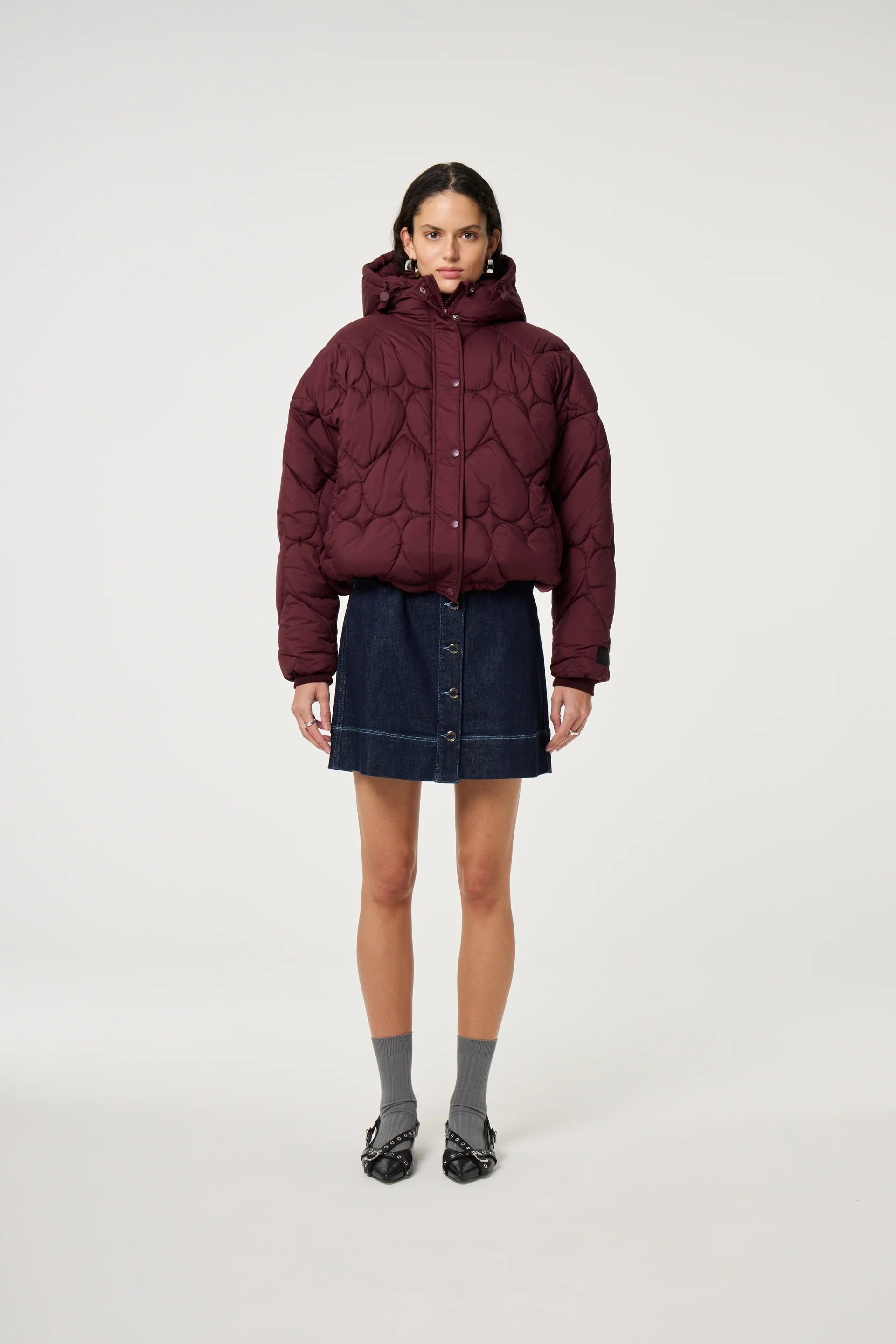 Prisca puffer short | deep burgundy
