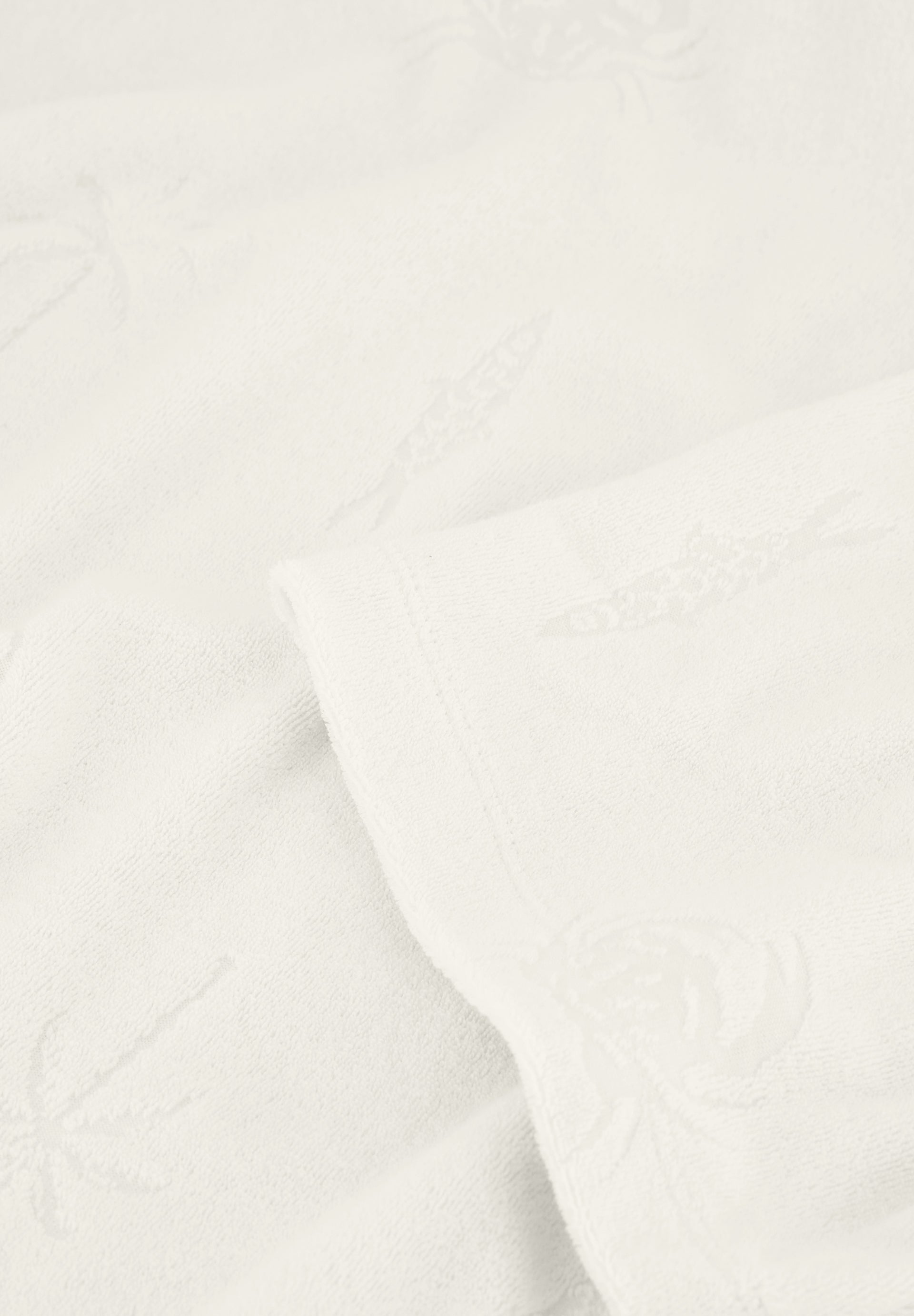 Evy t-shirt | cosy white