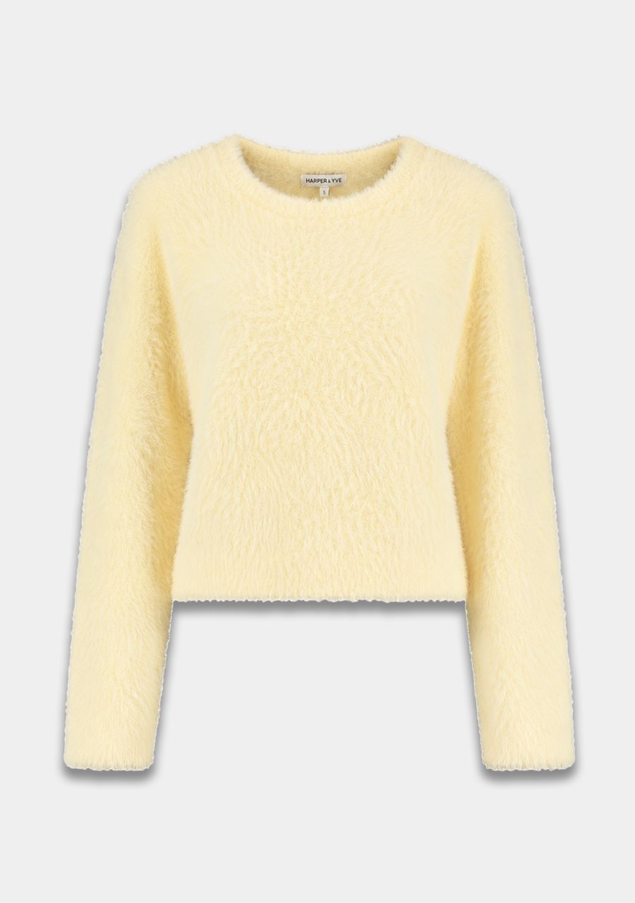 Nina fluffy sweater | almond oil
