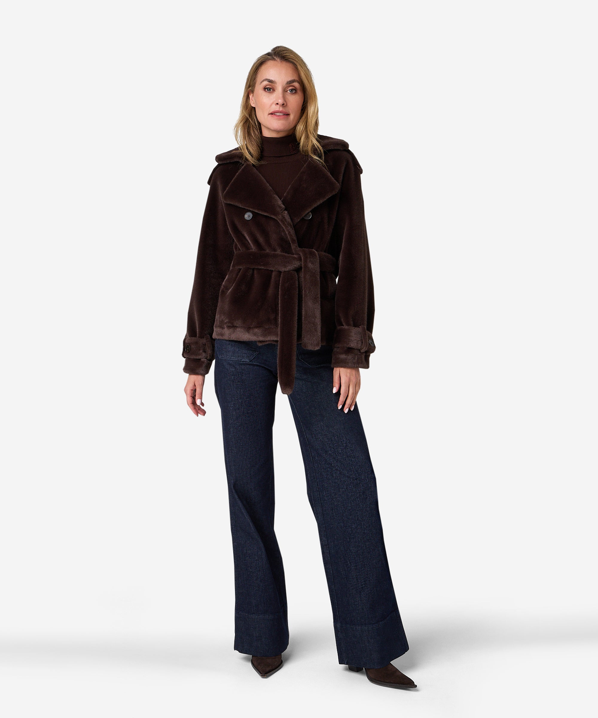 Cristel fake fur jacket | coffee bean