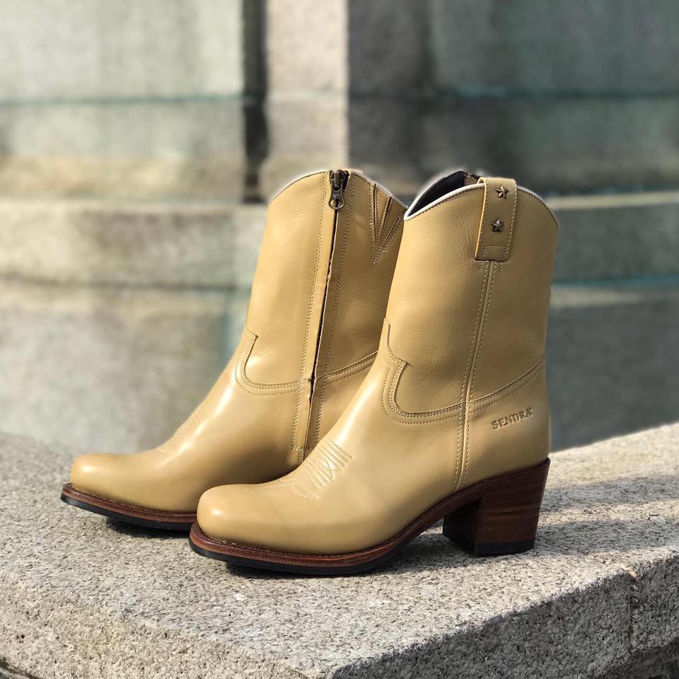Sendra Toledo boots - natural