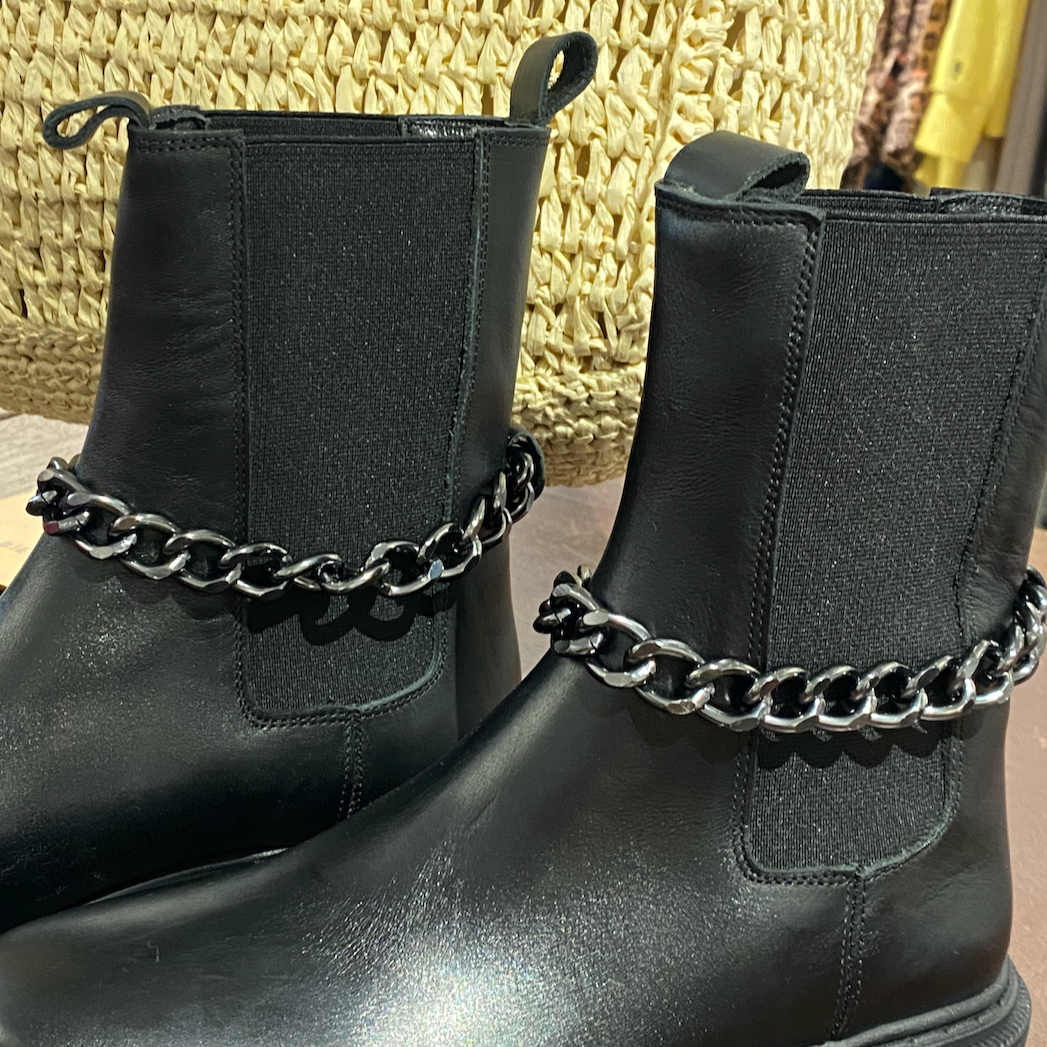 Chelsea Chain biker boots - back
