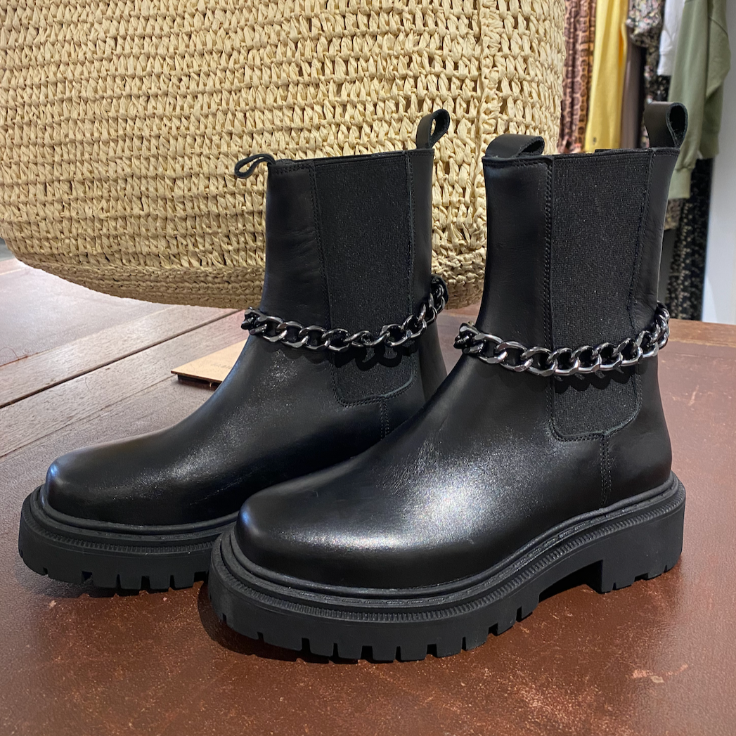 Chelsea Chain biker boots back Gaudi Den Haag