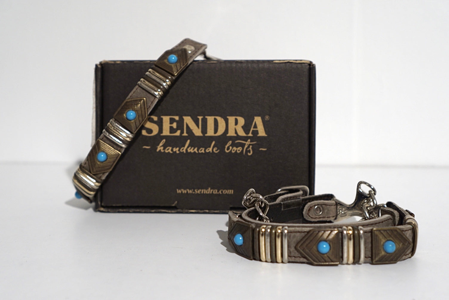 Sendra spurs - taupe, silver/gold with turquoise stones