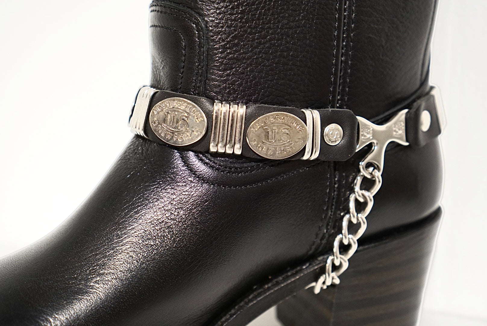 Sendra spurs - black with silver coins