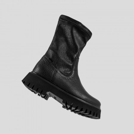 Groov-y stretch boots