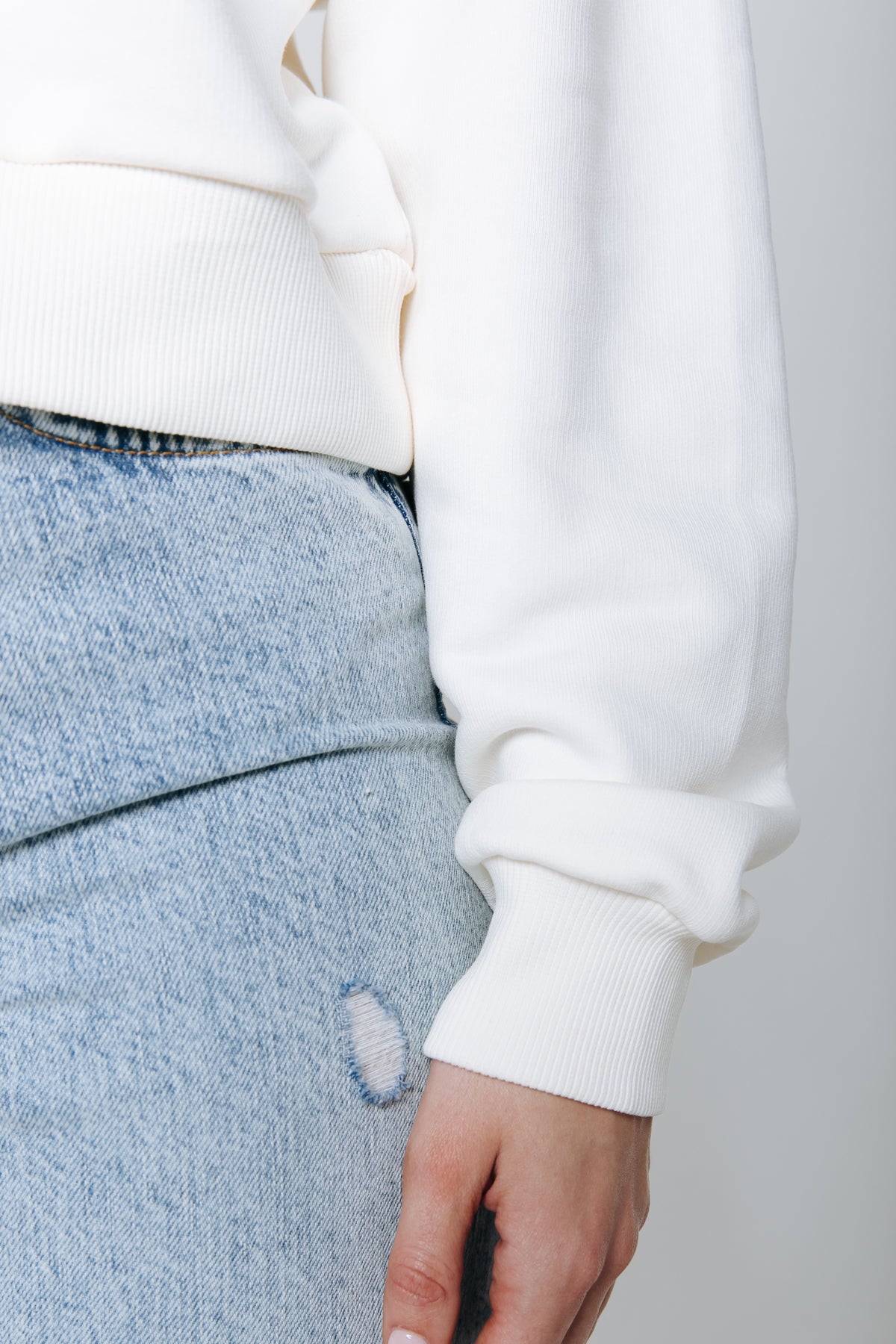 Chicago patch cropped sweater | off white
