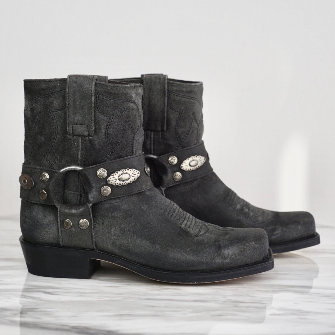 Pete short boots concho's - antra