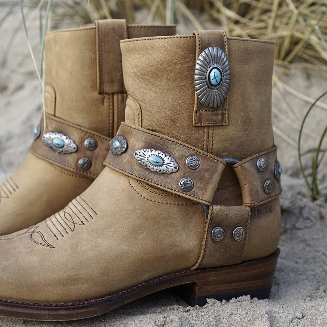 Sendra boots turquoise conchos - brown