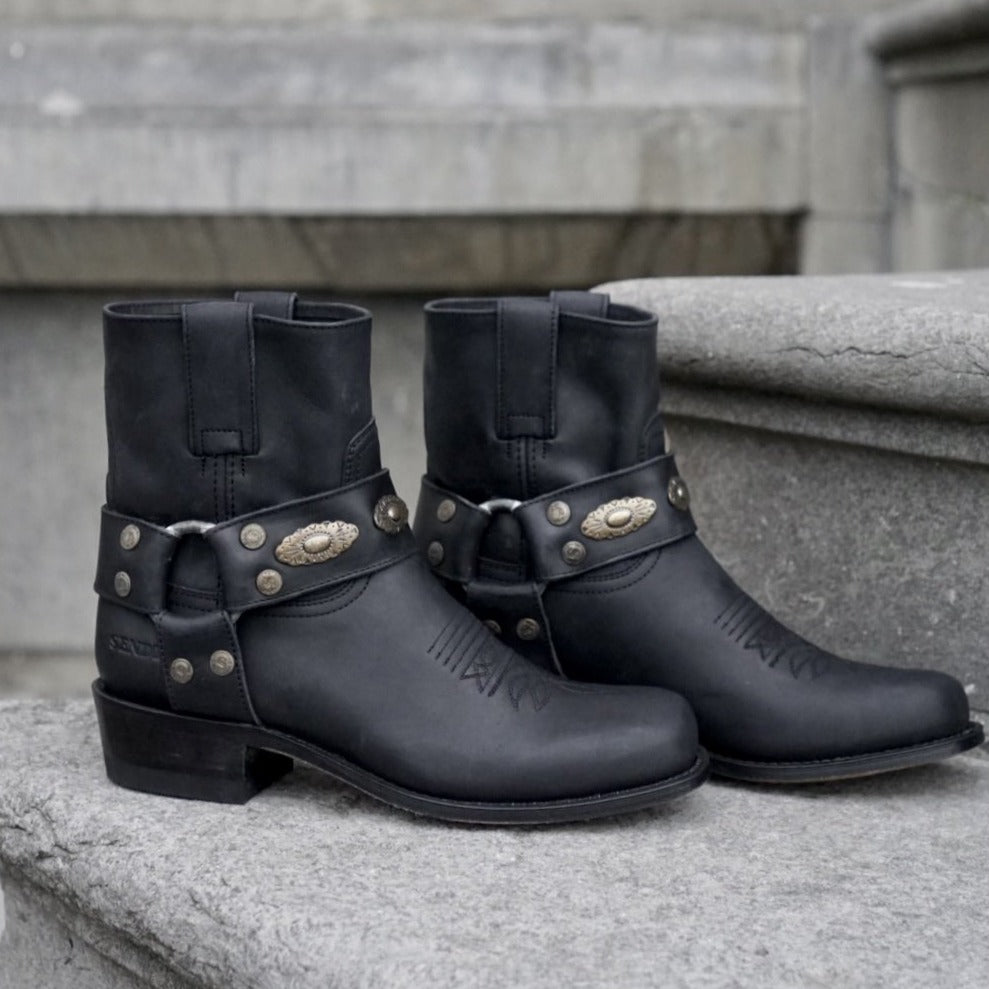Roel boots concho's - black